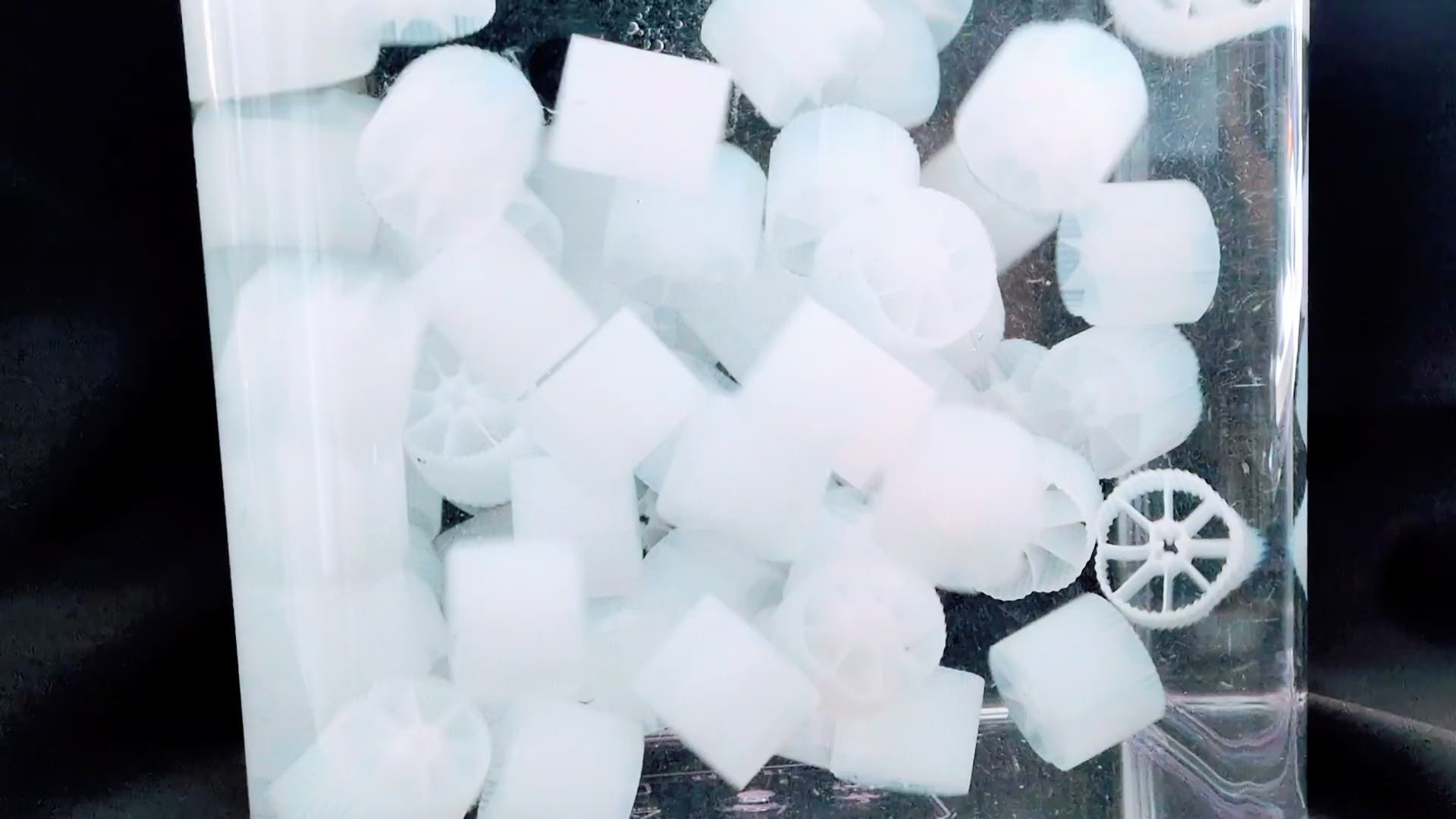 KoiMaster Moving Bed Filter Media Tumbling Demo